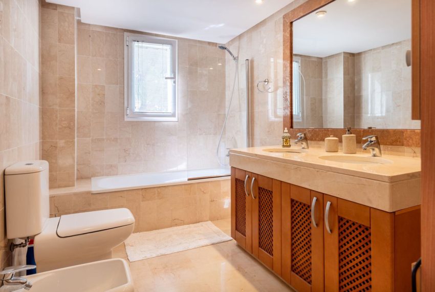 R5164945-Apartment-For-Sale-El-Presidente-Penthouse-2-Beds-137-Built-8