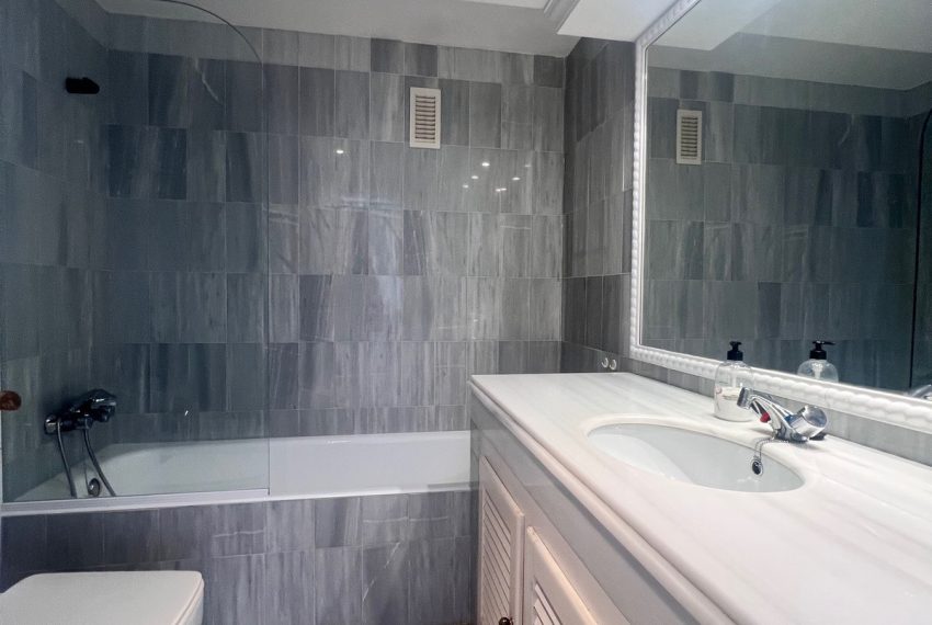 R5165290-Apartment-For-Sale-Estepona-Penthouse-2-Beds-145-Built-14