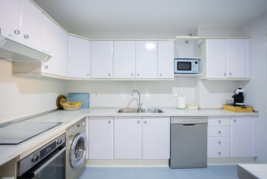 R5165953-Apartment-For-Sale-The-Golden-Mile-Ground-Floor-2-Beds-123-Built-7