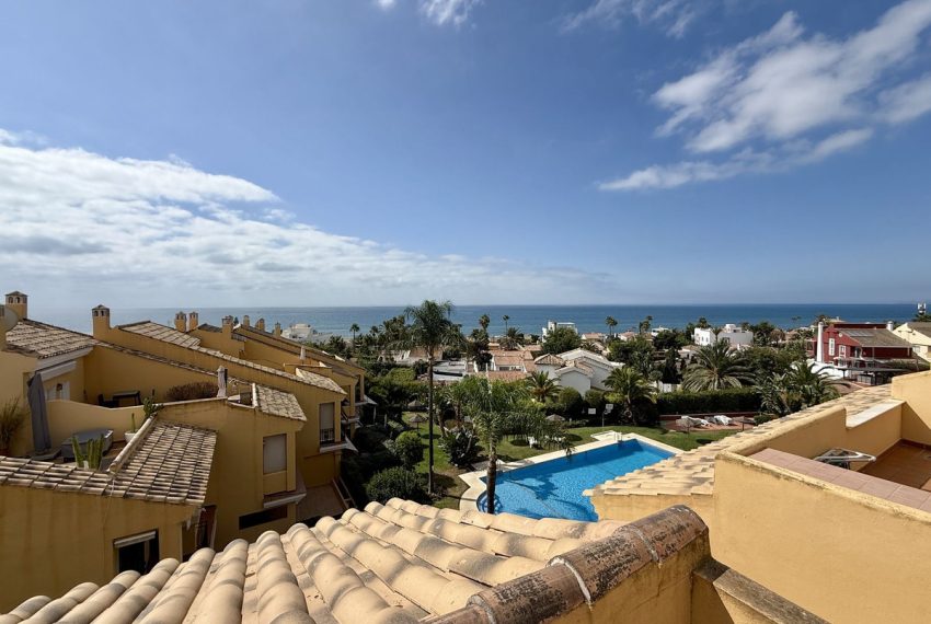 R5165974-Villa-For-Sale-Elviria-Semi-Detached-4-Beds-280-Built