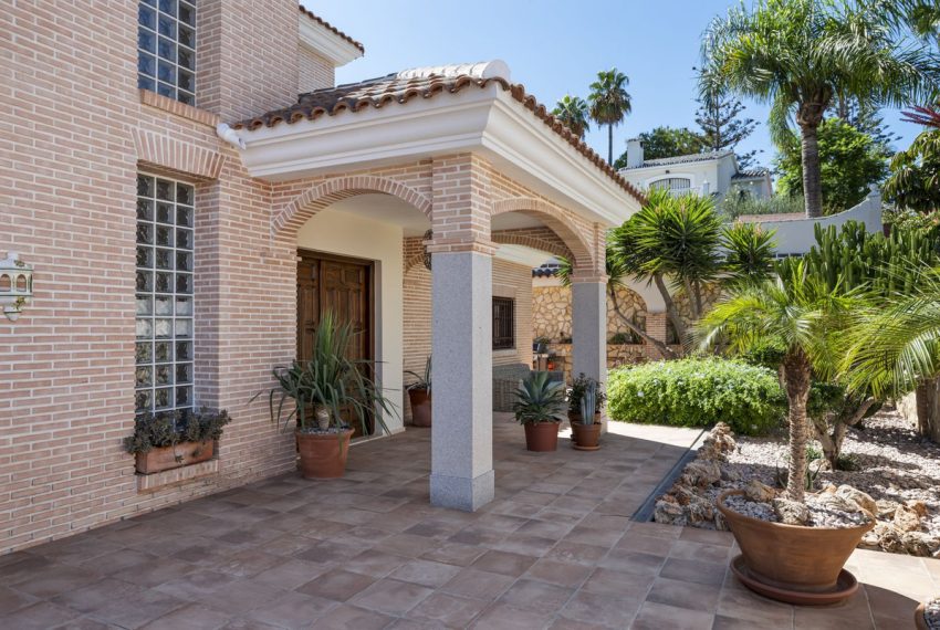 R5166436-Villa-For-Sale-Mijas-Costa-Detached-5-Beds-528-Built-4