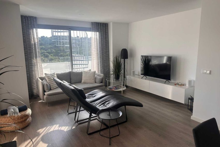 R5166448-Apartment-For-Sale-Estepona-Penthouse-3-Beds-206-Built-1