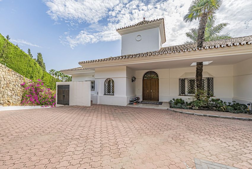 R5166511-Villa-For-Sale-El-Paraiso-Detached-4-Beds-384-Built-3