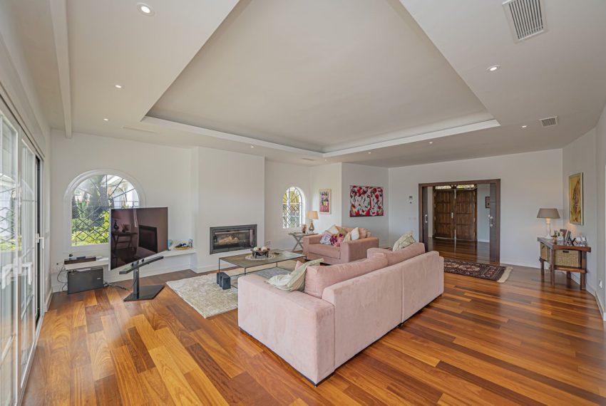 R5166511-Villa-For-Sale-El-Paraiso-Detached-4-Beds-384-Built-5