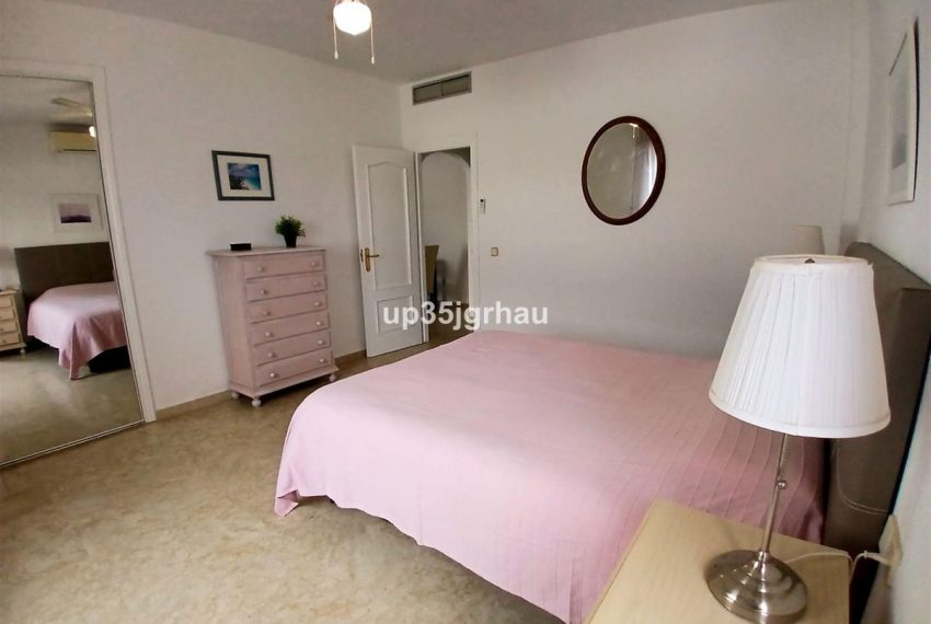R5166637-Apartment-For-Sale-Estepona-Penthouse-1-Beds-71-Built-11