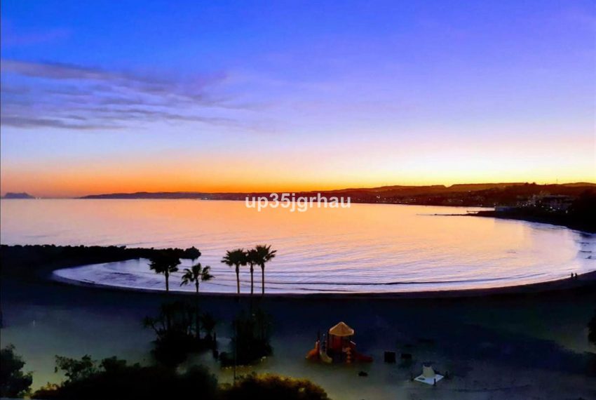 R5166637-Apartment-For-Sale-Estepona-Penthouse-1-Beds-71-Built