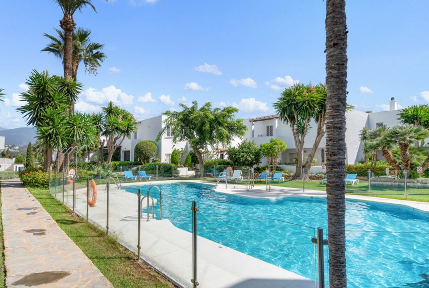 R5166727-Apartment-For-Sale-Nueva-Andalucia-Middle-Floor-4-Beds-117-Built-1