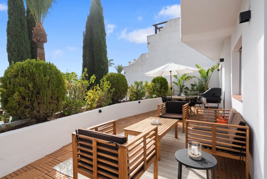 R5166733-Apartment-For-Sale-Nueva-Andalucia-Middle-Floor-4-Beds-125-Built-1