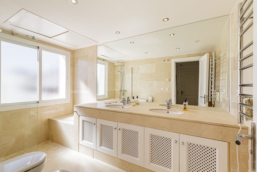 R5167162-Apartment-For-Sale-Nueva-Andalucia-Penthouse-Duplex-2-Beds-134-Built-11