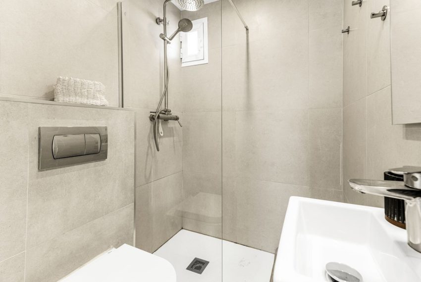 R5167174-Apartment-For-Sale-Nueva-Andalucia-Penthouse-Duplex-3-Beds-97-Built-11