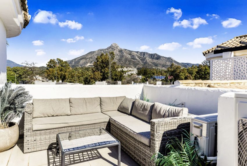 R5167174-Apartment-For-Sale-Nueva-Andalucia-Penthouse-Duplex-3-Beds-97-Built