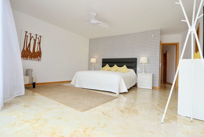 R5167216-Apartment-For-Sale-Altos-de-los-Monteros-Penthouse-3-Beds-234-Built-6