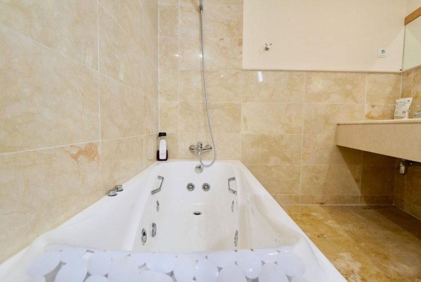 R5167216-Apartment-For-Sale-Altos-de-los-Monteros-Penthouse-3-Beds-234-Built-8