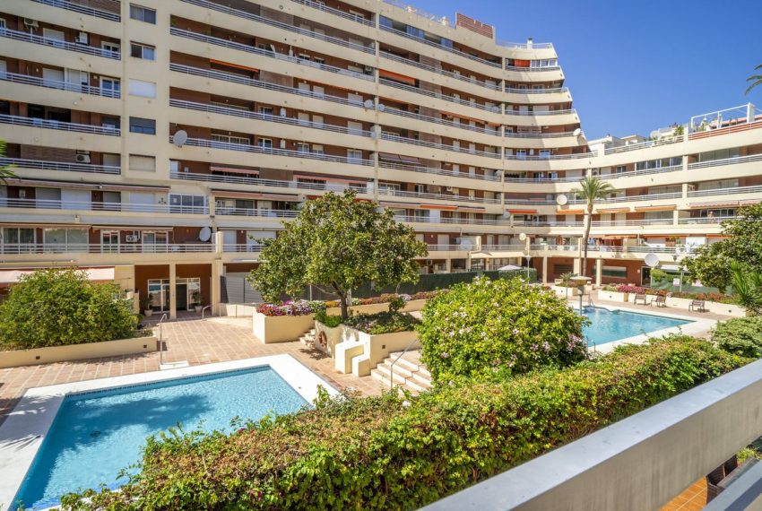 R5167414-Apartment-For-Sale-Marbella-Middle-Floor-3-Beds-133-Built