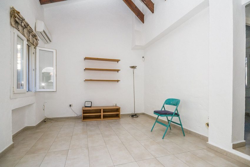 R5167498-Villa-For-Sale-Las-Chapas-Detached-2-Beds-50-Built-1
