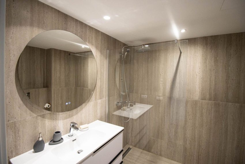 R5167585-Apartment-For-Sale-Nueva-Andalucia-Penthouse-2-Beds-126-Built-19