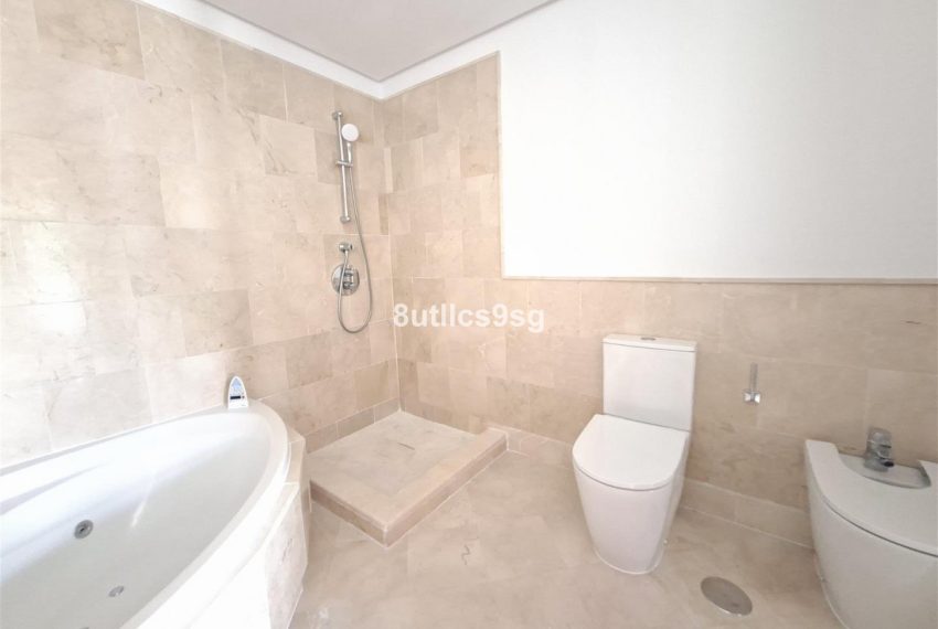 R5167807-Apartment-For-Sale-Aloha-Middle-Floor-2-Beds-186-Built-16