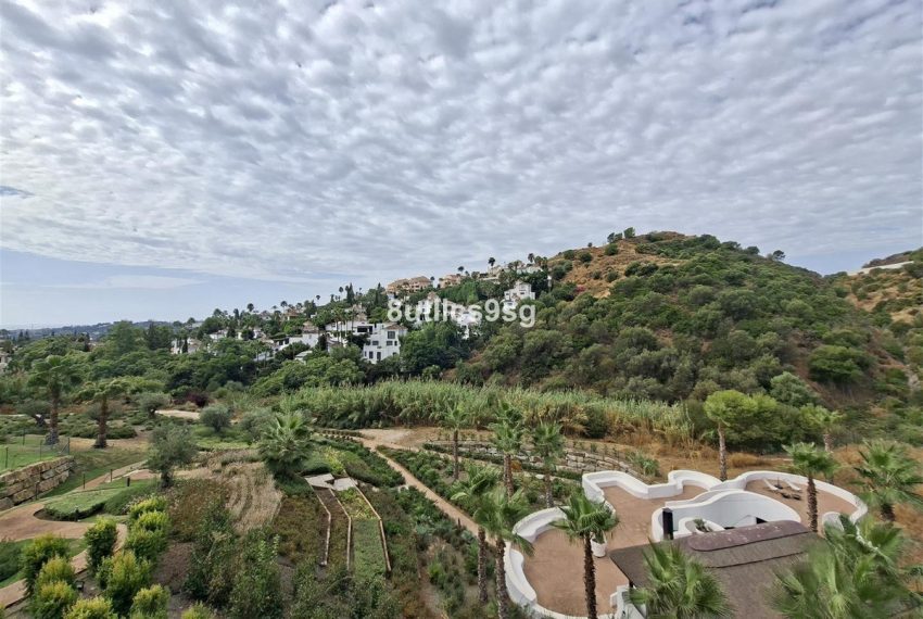 R5167807-Apartment-For-Sale-Aloha-Middle-Floor-2-Beds-186-Built-2