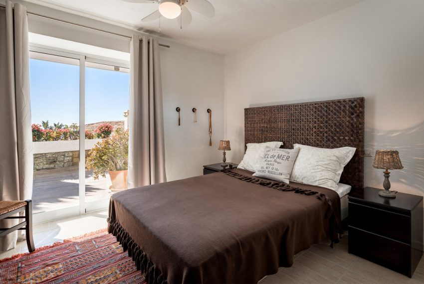 R5167927-Villa-For-Sale-Nueva-Andalucia-Detached-4-Beds-567-Built-15