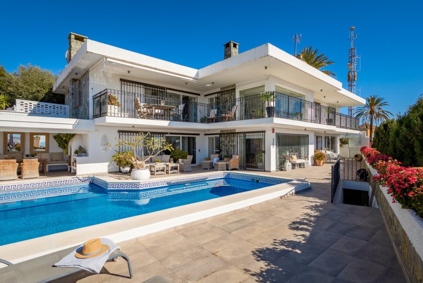 R5167927-Villa-For-Sale-Nueva-Andalucia-Detached-4-Beds-567-Built-4