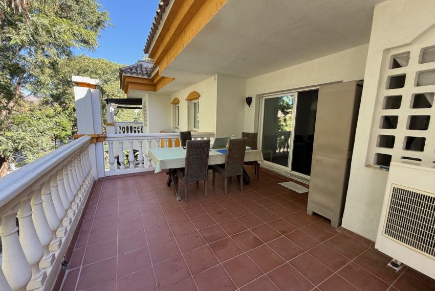 R5167939-Apartment-For-Sale-Nueva-Andalucia-Middle-Floor-2-Beds-80-Built-1
