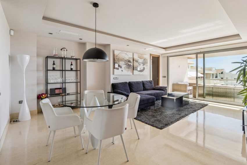 R5167996-Apartment-For-Sale-Benahavis-Middle-Floor-2-Beds-112-Built-1