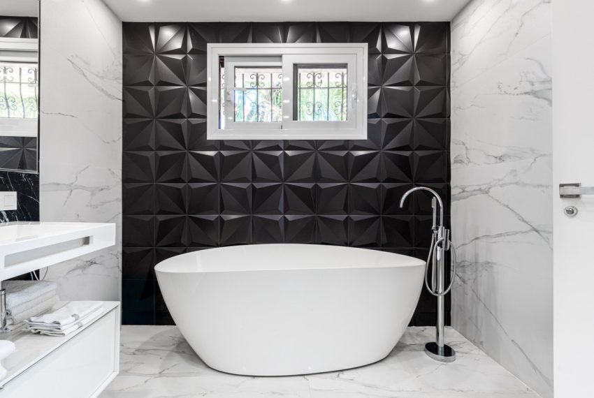 R5168227-Villa-For-Sale-Marbella-Detached-7-Beds-420-Built-18