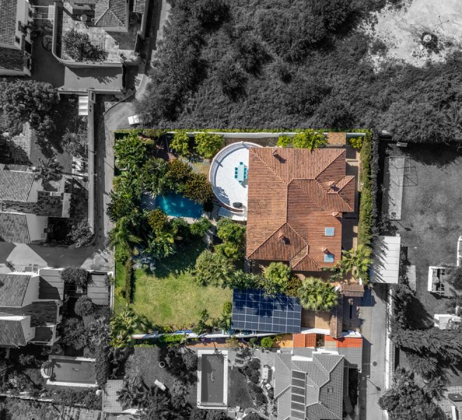 R5168227-Image 1-Detached - 7 Beds - 420 Built