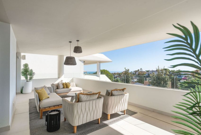 R5168548-Villa-For-Sale-Nueva-Andalucia-Semi-Detached-4-Beds-463-Built-12
