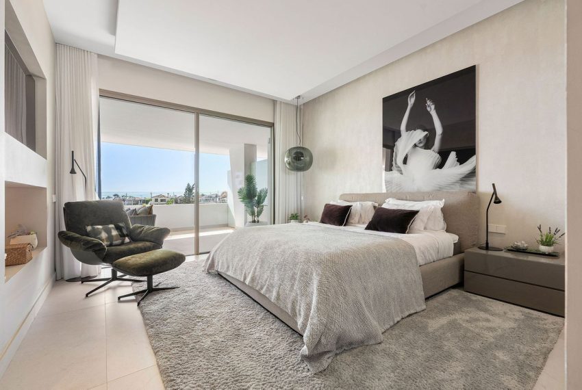 R5168548-Villa-For-Sale-Nueva-Andalucia-Semi-Detached-4-Beds-463-Built-7