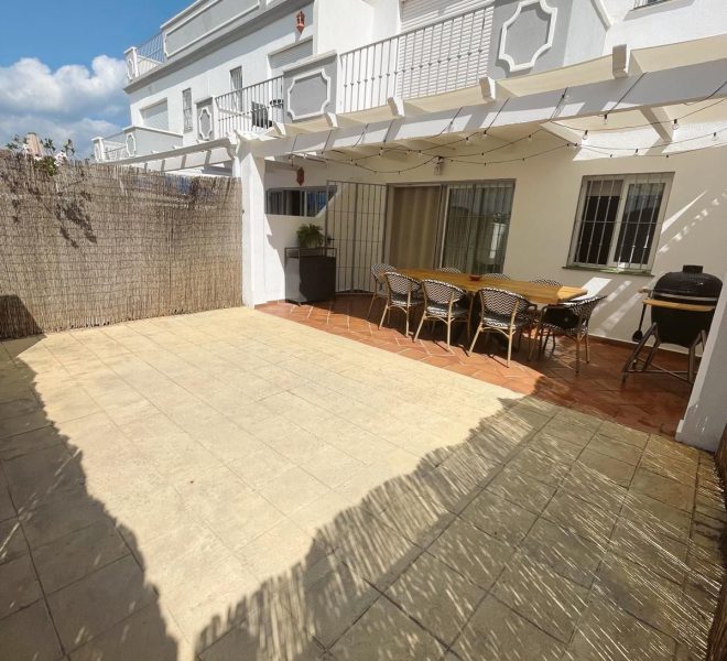 R5168704-Image 1-Terraced - 3 Beds - 201 Built