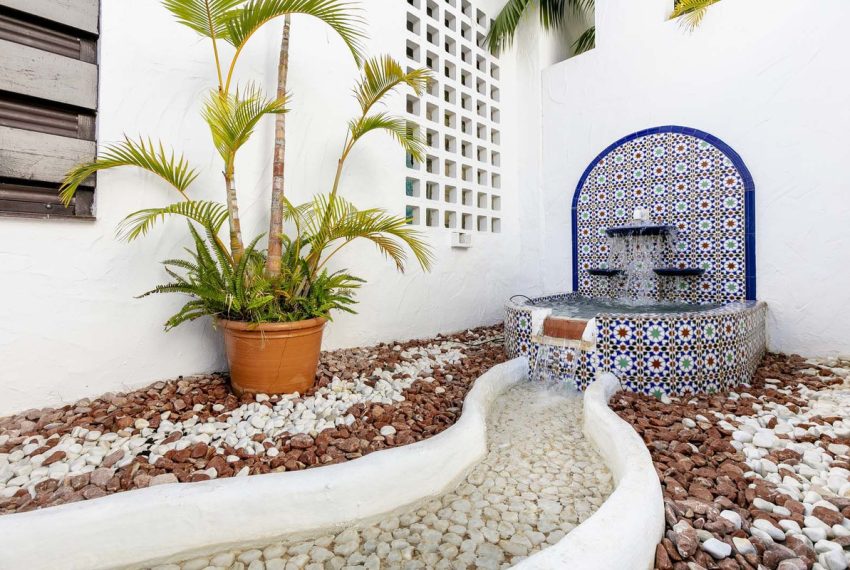 R5168746-Apartment-For-Sale-Nueva-Andalucia-Ground-Floor-1-Beds-84-Built