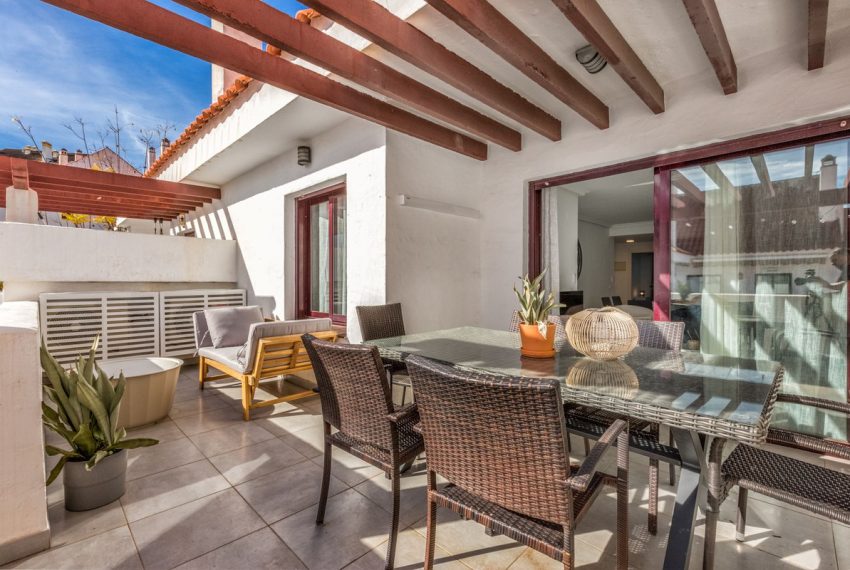 R5168812-Apartment-For-Sale-Nueva-Andalucia-Middle-Floor-3-Beds-103-Built