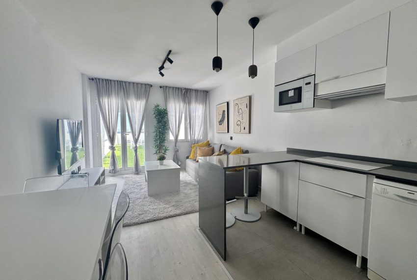 R5168839-Apartment-For-Sale-Estepona-Penthouse-1-Beds-69-Built-3