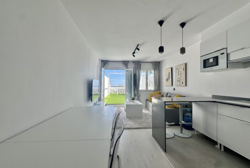 R5168839-Apartment-For-Sale-Estepona-Penthouse-1-Beds-69-Built-4