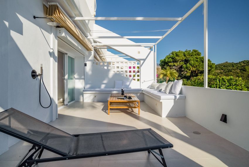 R5168848-Apartment-For-Sale-La-Quinta-Middle-Floor-4-Beds-210-Built-2