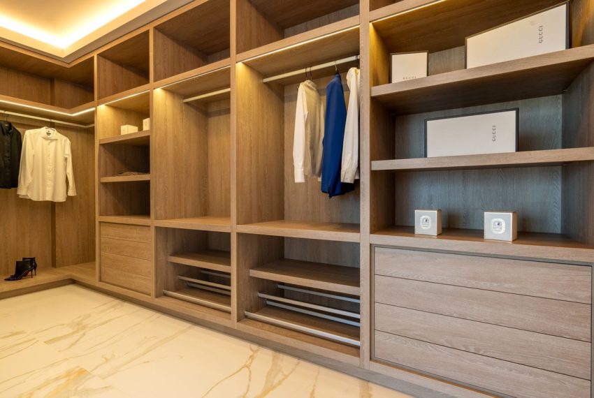 R5168896-Villa-For-Sale-Los-Monteros-Detached-6-Beds-1229-Built-11