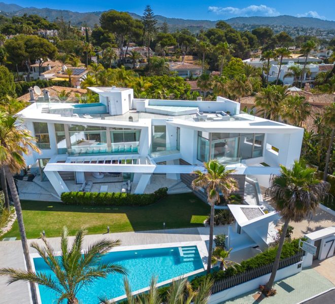 R5168896-Image 1-Detached - 6 Beds - 1229 Built