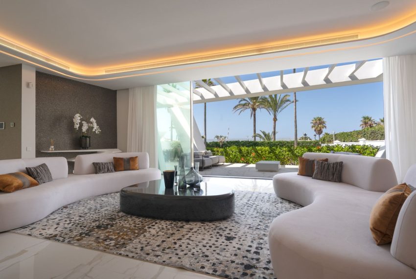 R5168896-Villa-For-Sale-Los-Monteros-Detached-6-Beds-1229-Built-7