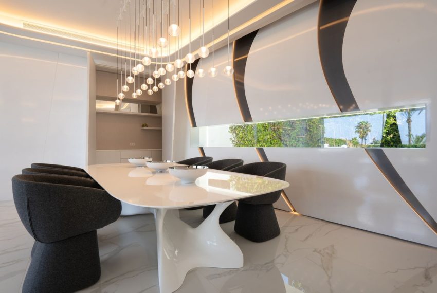 R5168896-Villa-For-Sale-Los-Monteros-Detached-6-Beds-1229-Built-8