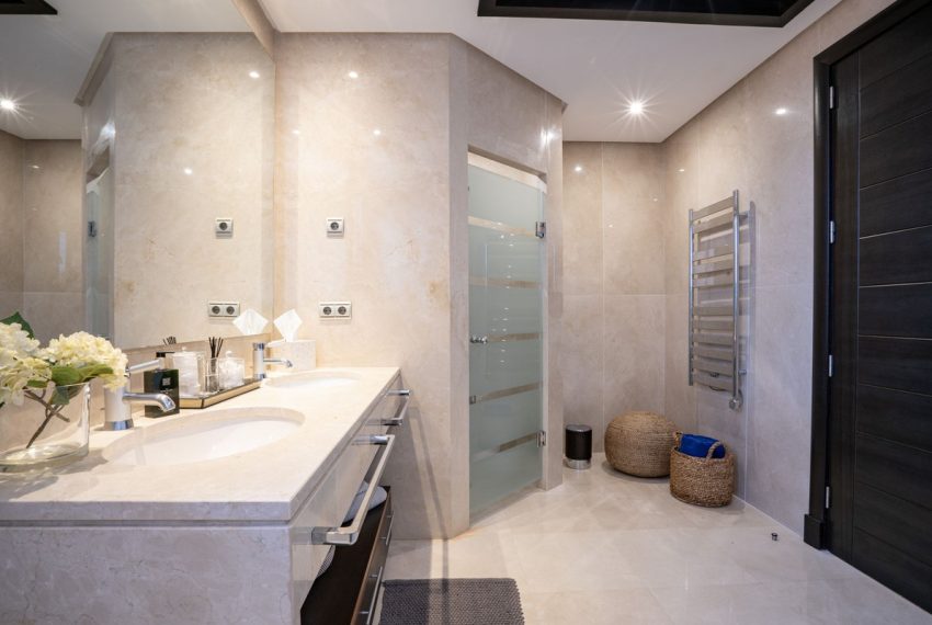 R5168935-Apartment-For-Sale-Puerto-Banus-Penthouse-Duplex-3-Beds-260-Built-15