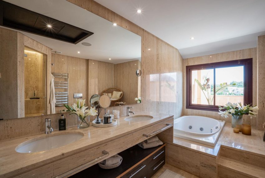 R5168935-Apartment-For-Sale-Puerto-Banus-Penthouse-Duplex-3-Beds-260-Built-6