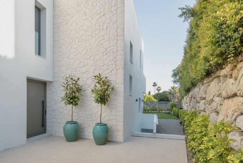 R5168998-Villa-For-Sale-Estepona-Detached-4-Beds-420-Built-12