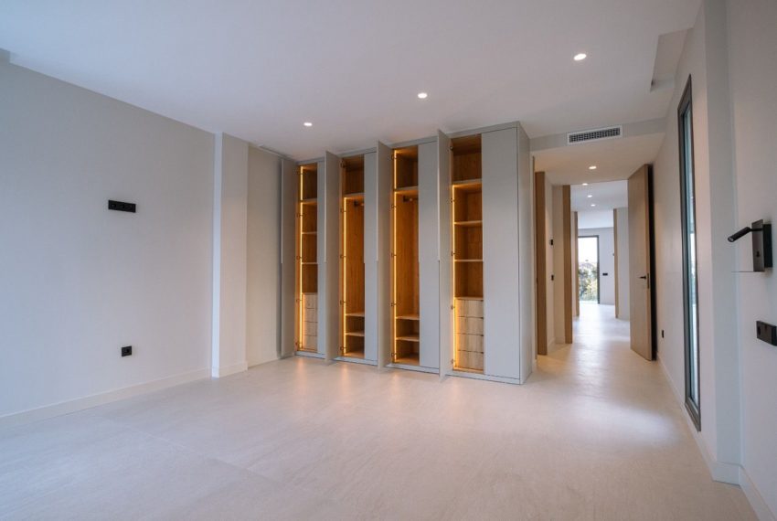 R5168998-Villa-For-Sale-Estepona-Detached-4-Beds-420-Built-18