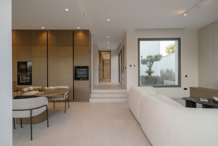 R5168998-Villa-For-Sale-Estepona-Detached-4-Beds-420-Built-5