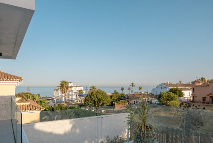 R5168998-Villa-For-Sale-Estepona-Detached-4-Beds-420-Built-7