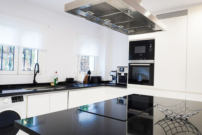 R5169004-Apartment-For-Sale-Nueva-Andalucia-Ground-Floor-2-Beds-90-Built-9