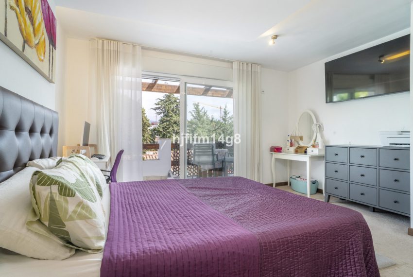 R5169049-Villa-For-Sale-La-Campana-Detached-3-Beds-136-Built-12