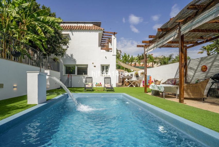 R5169049-Villa-For-Sale-La-Campana-Detached-3-Beds-136-Built