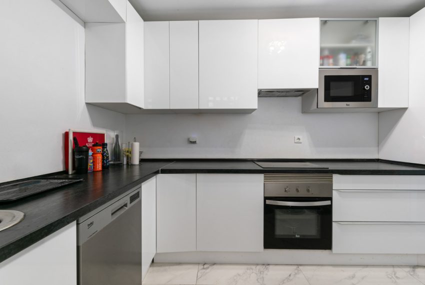 R5169052-Apartment-For-Sale-La-Campana-Ground-Floor-4-Beds-85-Built-2